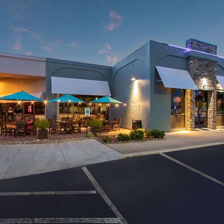 Clarion Inn Asheville Airport Fletcher Bagian luar foto
