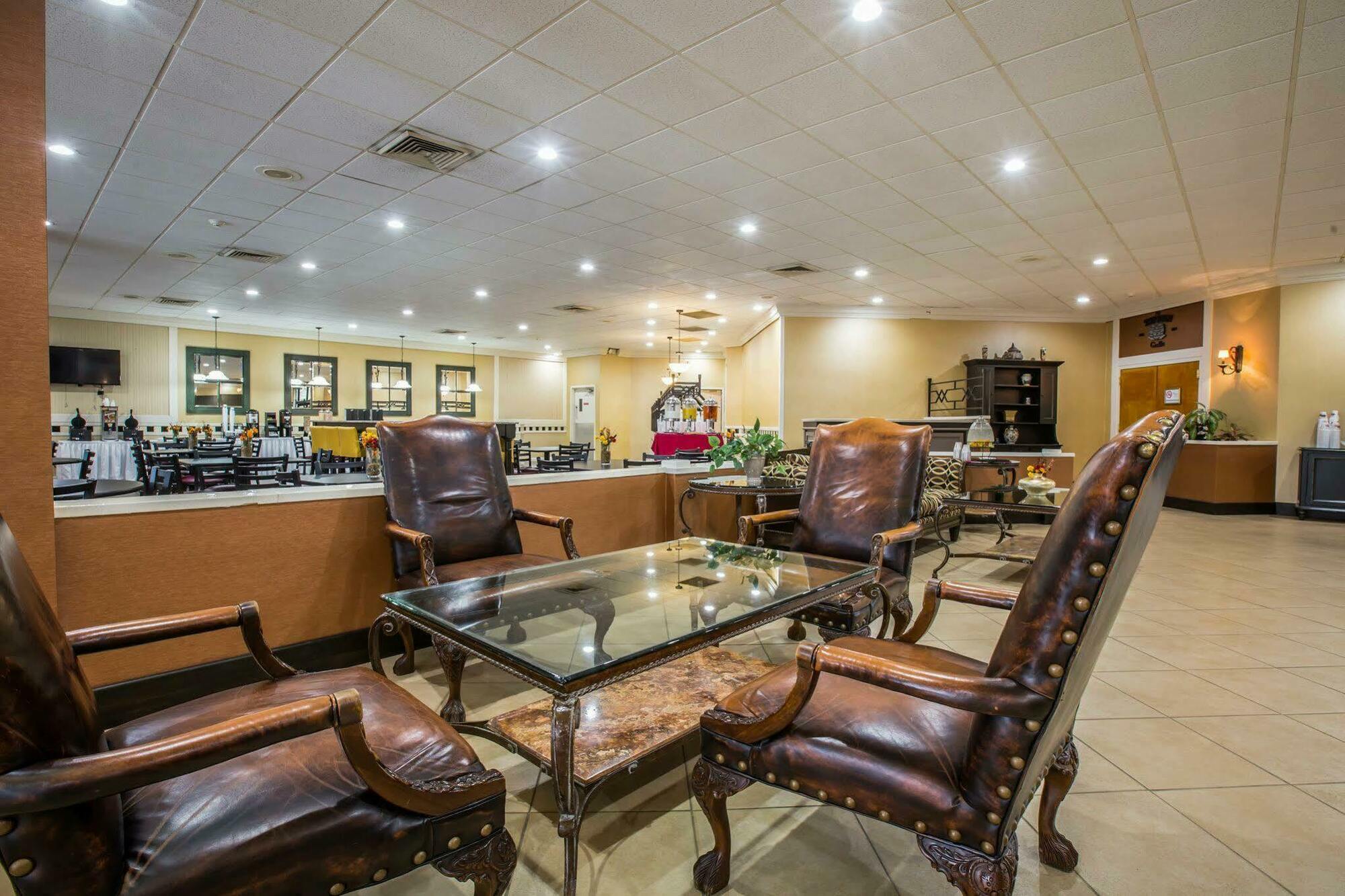 Clarion Inn Asheville Airport Fletcher Bagian luar foto